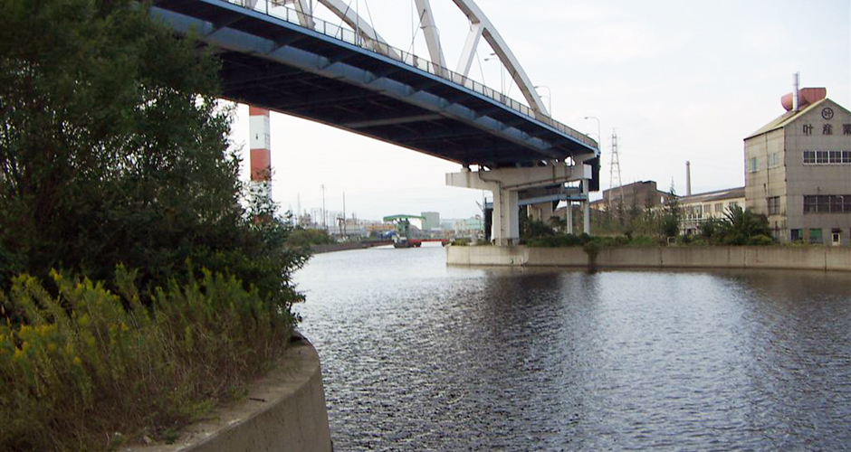 尼崎運河見学・甲子園ららぽーと立体植栽見学・水陸両用車乗車ツアー