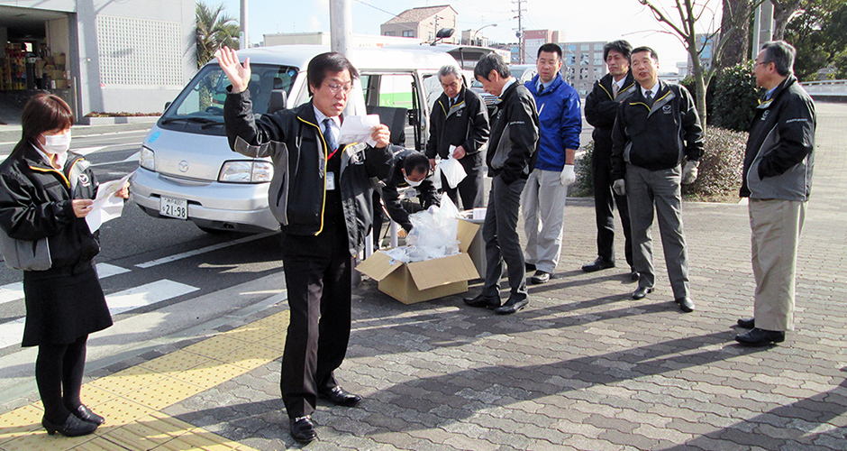 ２月１６日に当会会員の神戸マツダ様が今年２回目の清掃活動を実施しました。