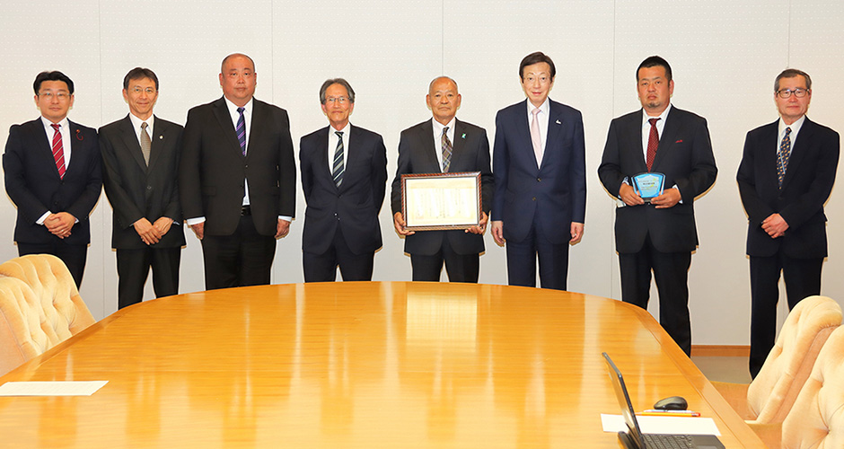 ブルーインフラ賞、国土交通大臣表彰受賞、神戸市長への報告。